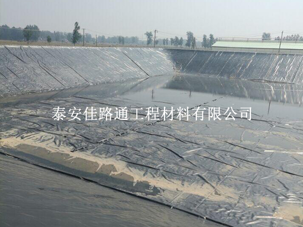 HDPE土工膜現(xiàn)場測試有哪些突出能力？